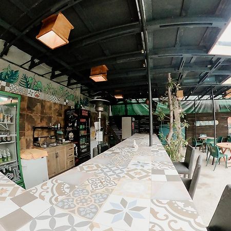 La Casa Roja Hostel Santiago Ngoại thất bức ảnh