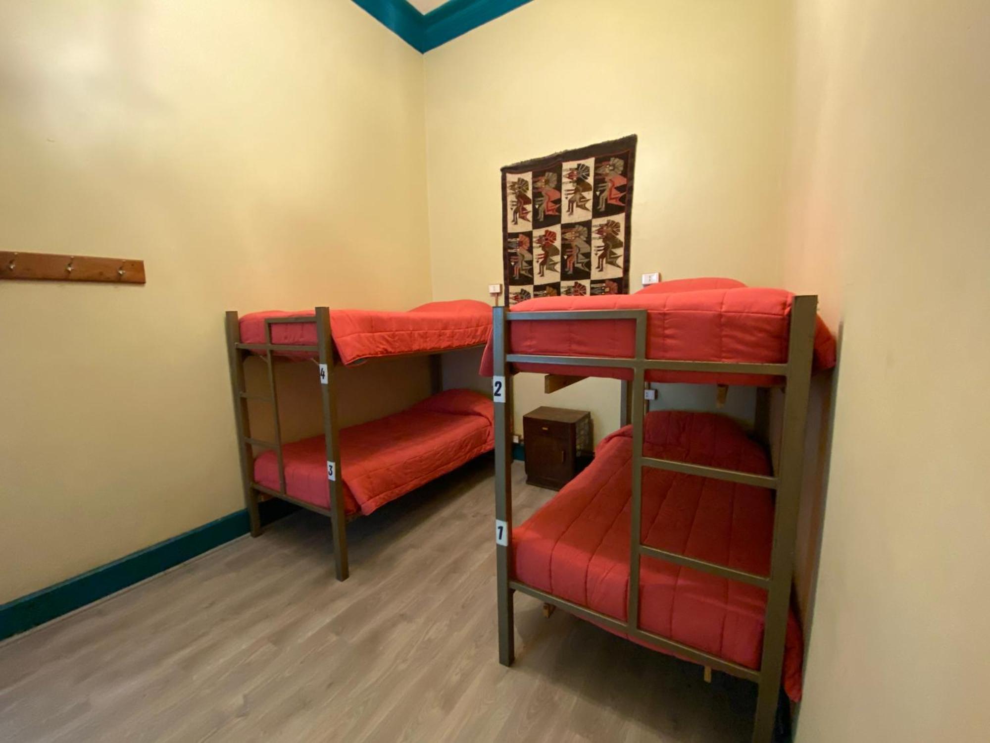 La Casa Roja Hostel Santiago Ngoại thất bức ảnh
