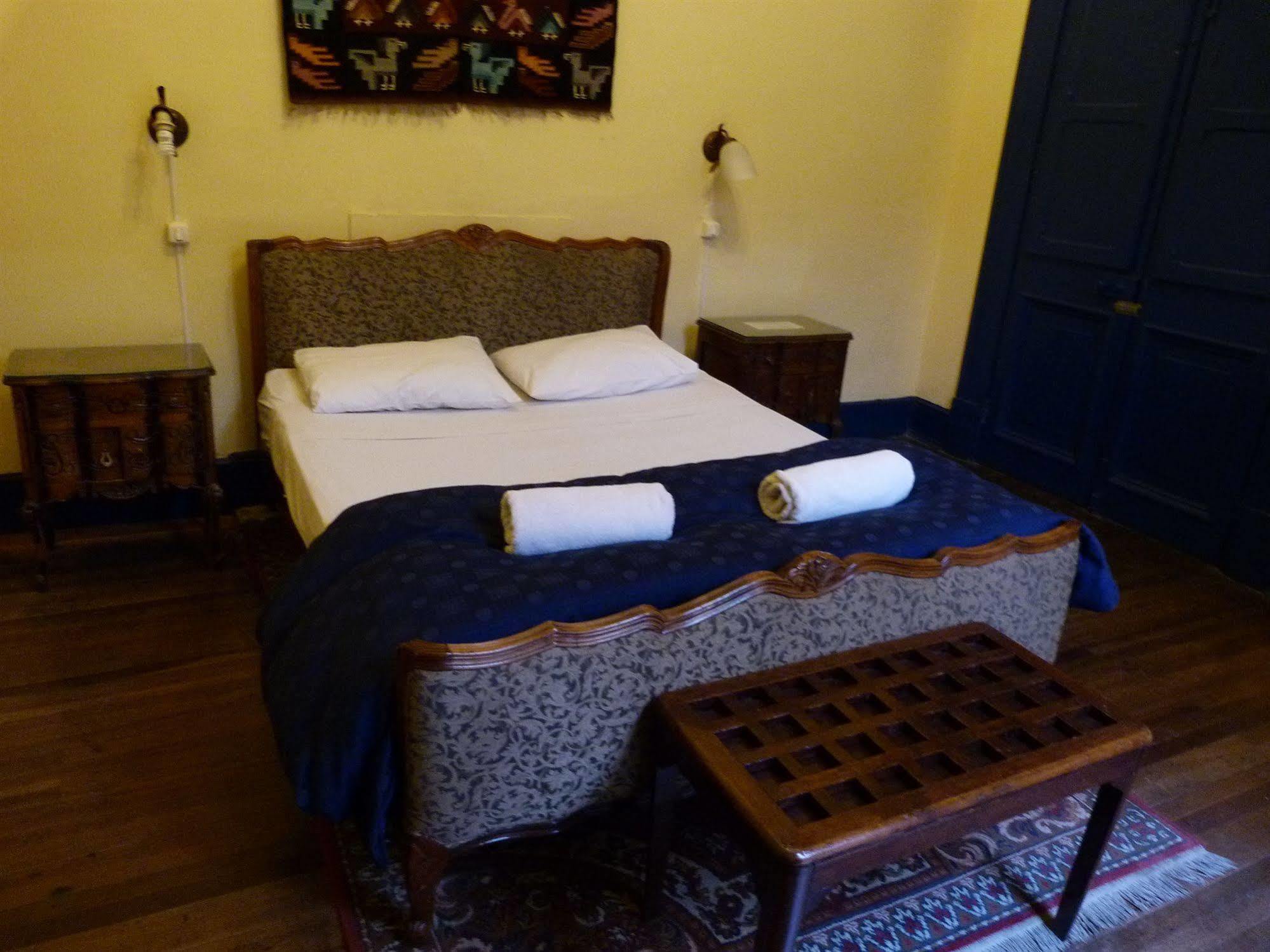 La Casa Roja Hostel Santiago Ngoại thất bức ảnh